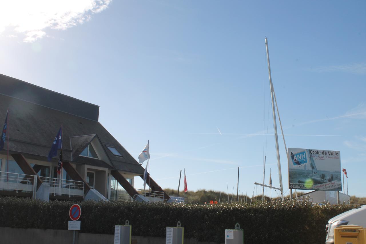 Gite A La Ferme Entre Terre Et Mer Hérenguerville Exteriér fotografie